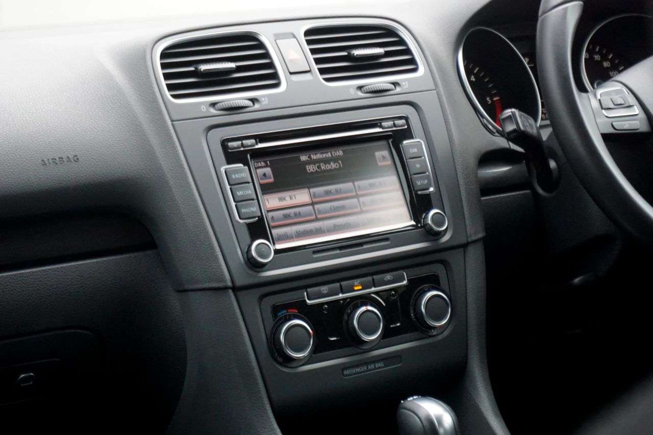 2011 VOLKSWAGEN GOLF 2011 VOLKSWAGEN GOLF