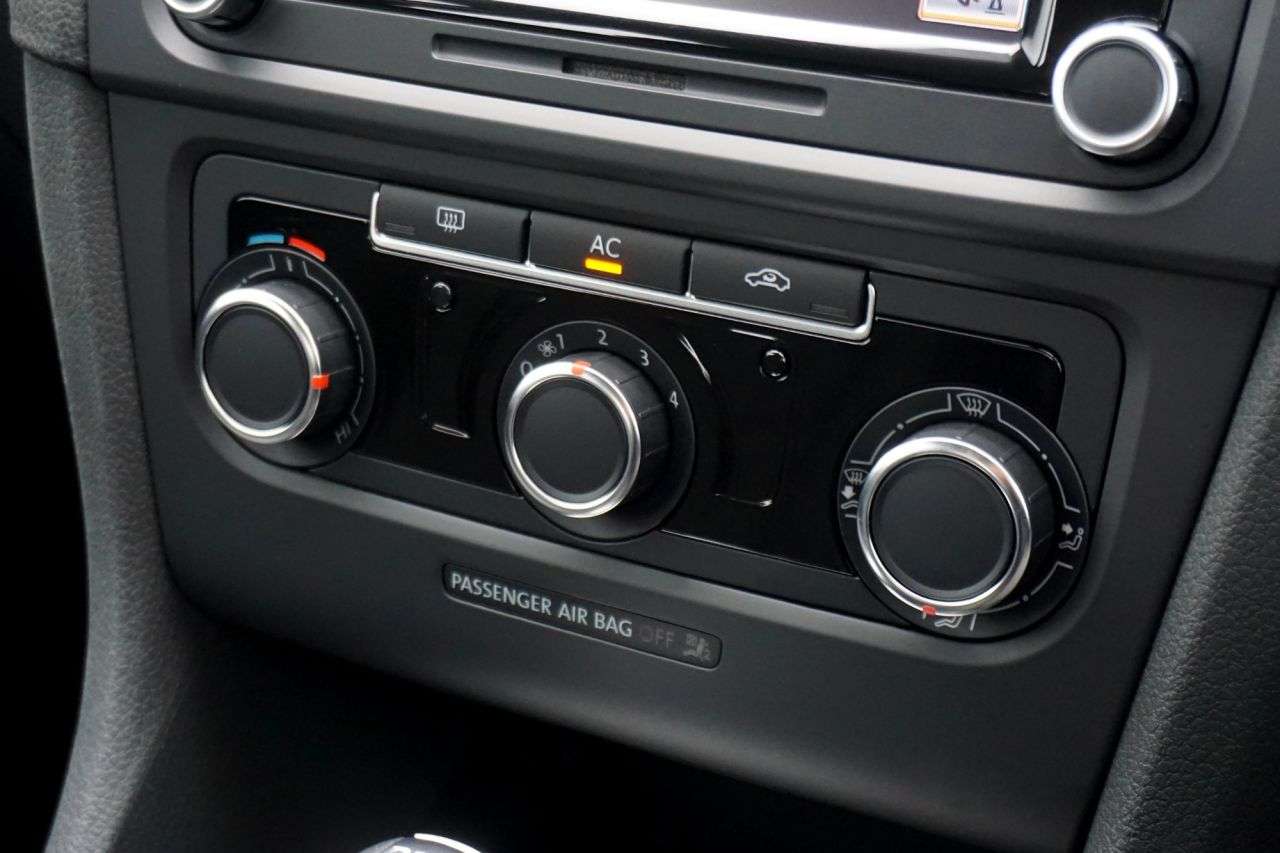 2011 VOLKSWAGEN GOLF 2011 VOLKSWAGEN GOLF