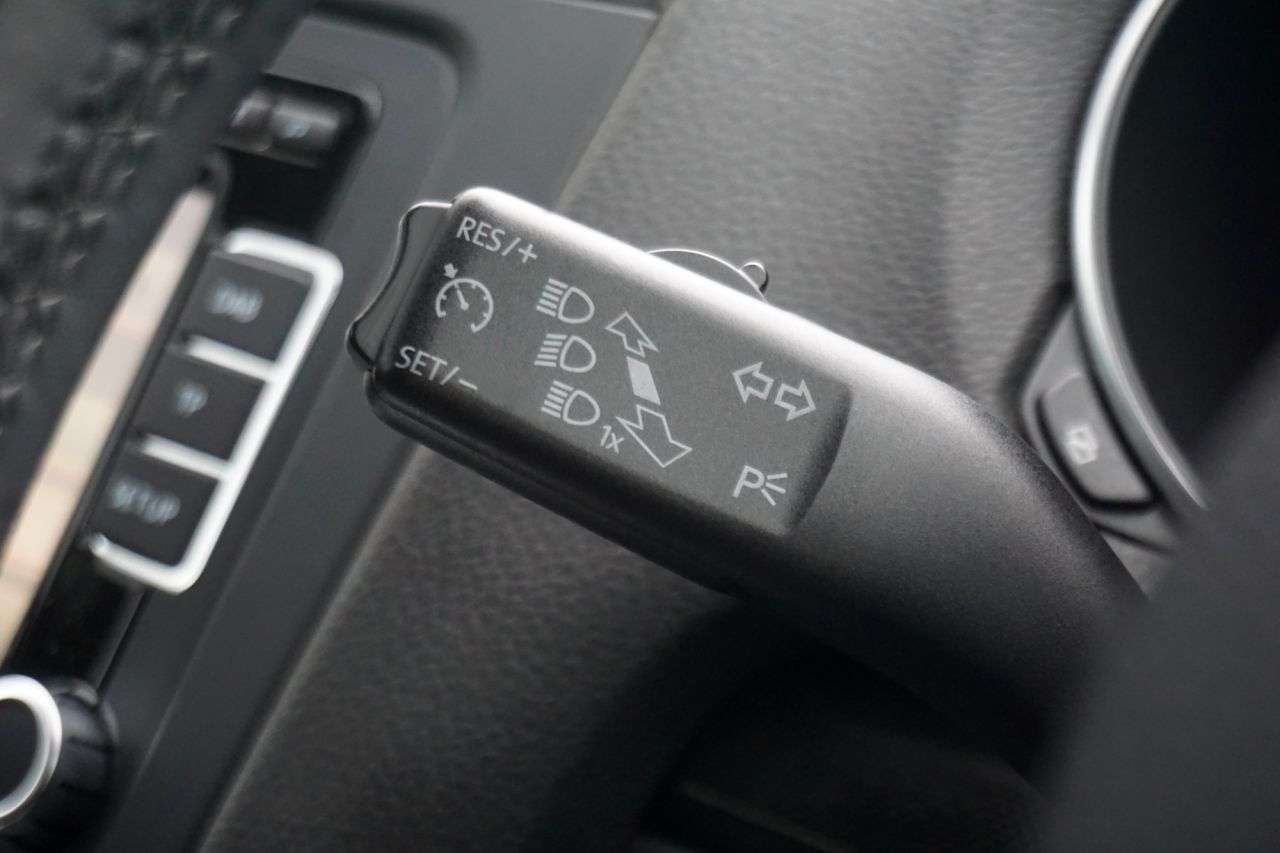 2011 VOLKSWAGEN GOLF 2011 VOLKSWAGEN GOLF