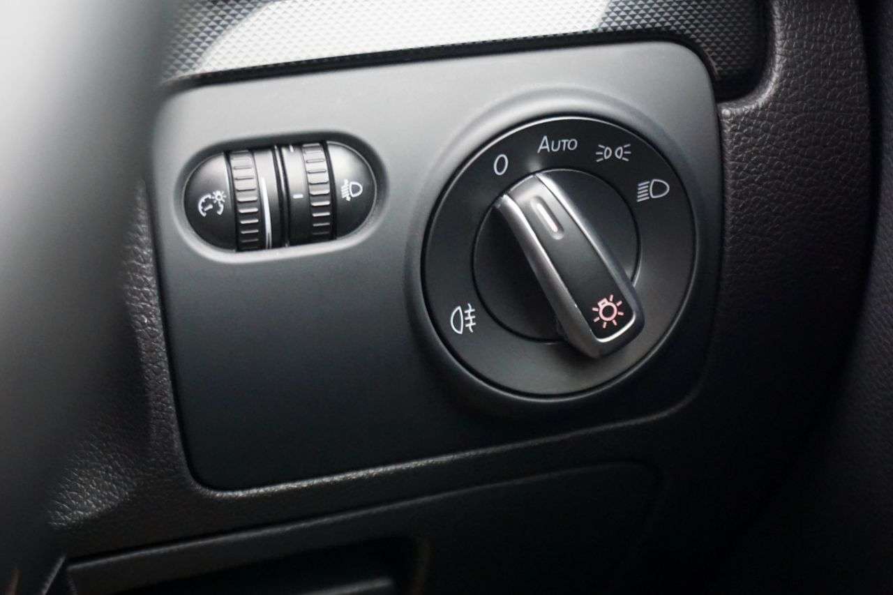 2011 VOLKSWAGEN GOLF 2011 VOLKSWAGEN GOLF