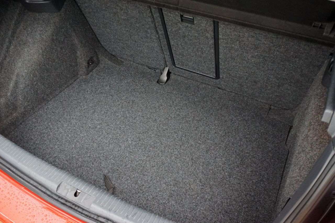 2011 VOLKSWAGEN GOLF 2011 VOLKSWAGEN GOLF