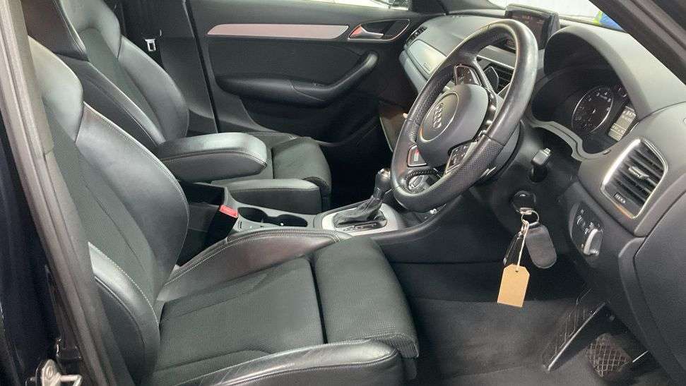 2013 AUDI Q3 2013 AUDI Q3