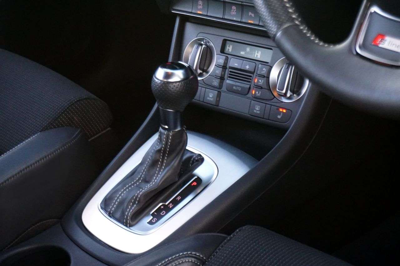 2013 AUDI Q3 2013 AUDI Q3