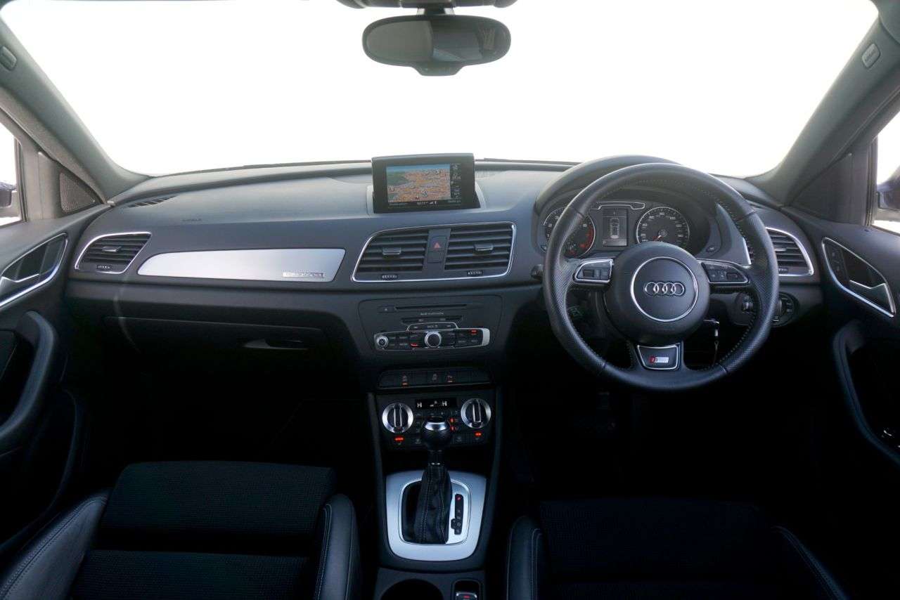 2013 AUDI Q3 2013 AUDI Q3
