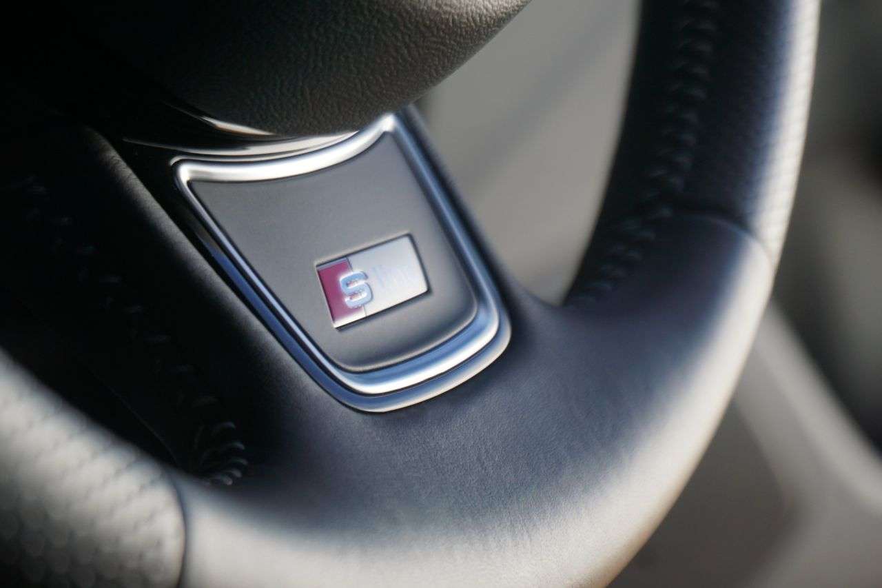 2013 AUDI Q3 2013 AUDI Q3