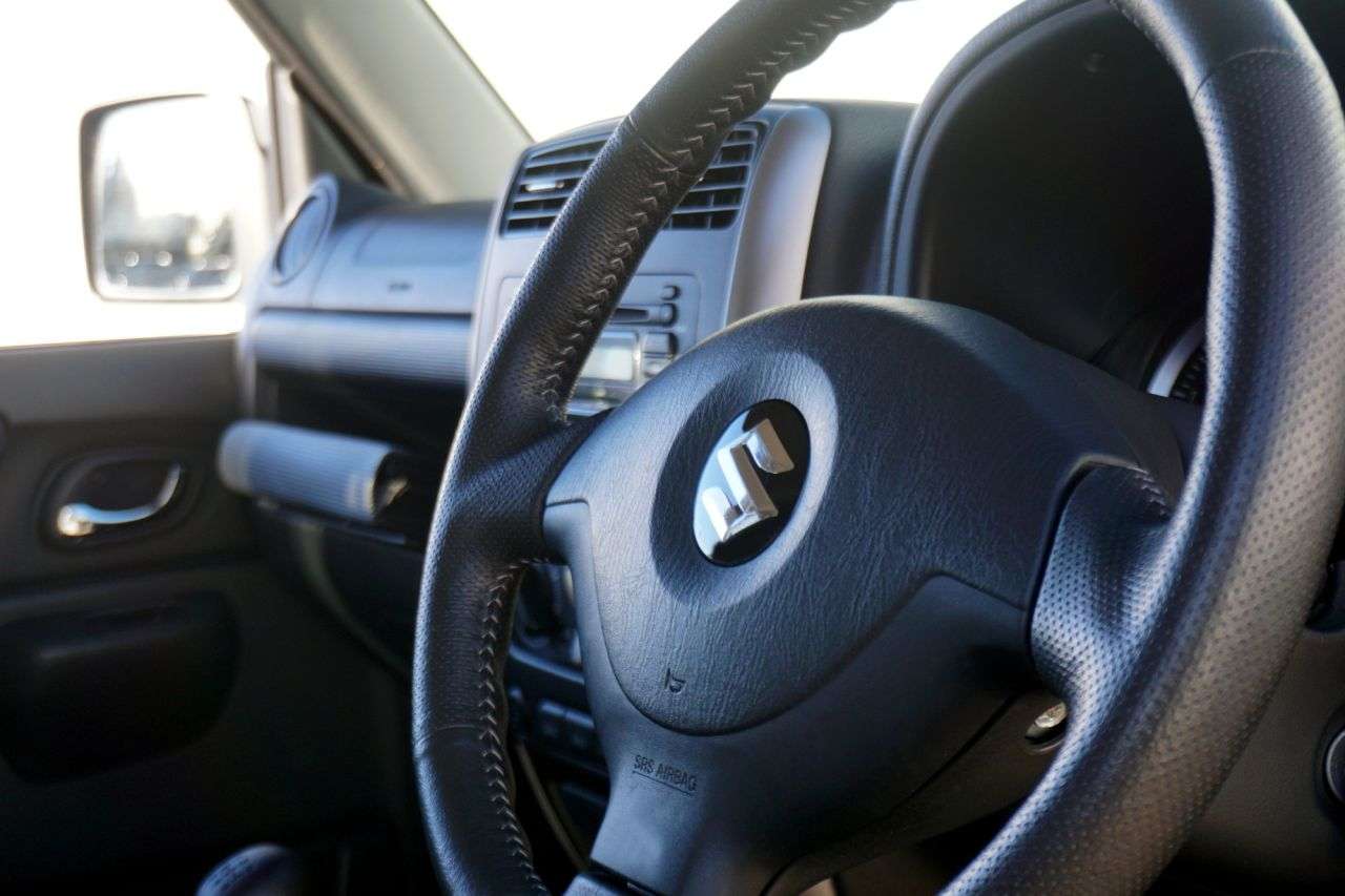 2012 SUZUKI JIMNY 2012 SUZUKI JIMNY