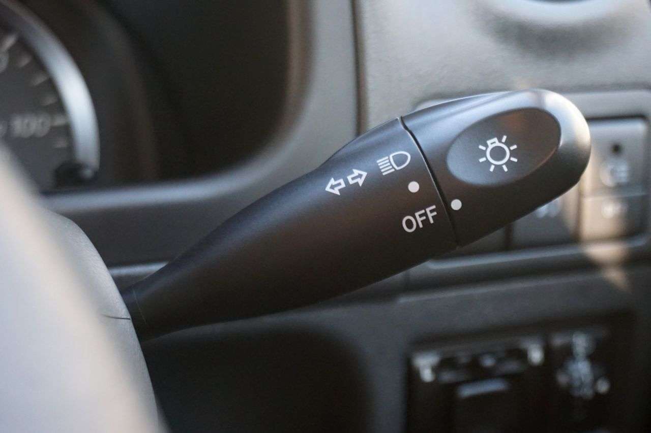 2012 SUZUKI JIMNY 2012 SUZUKI JIMNY