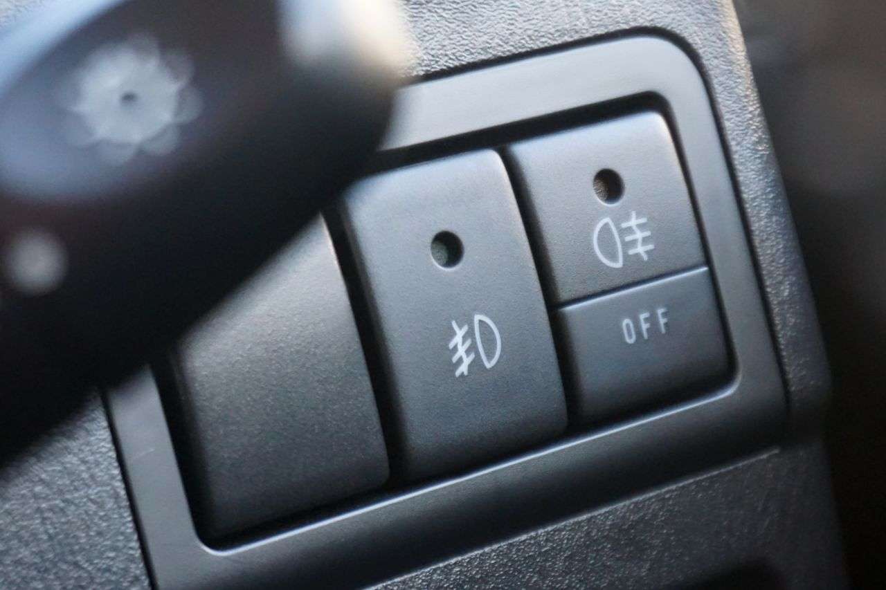 2012 SUZUKI JIMNY 2012 SUZUKI JIMNY