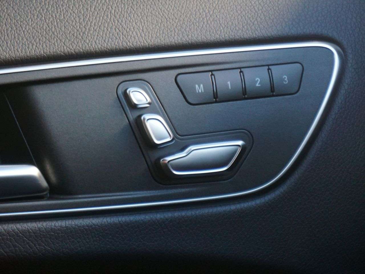 2015 MERCEDES-BENZ A-CLASS 2015 MERCEDES-BENZ A-CLASS