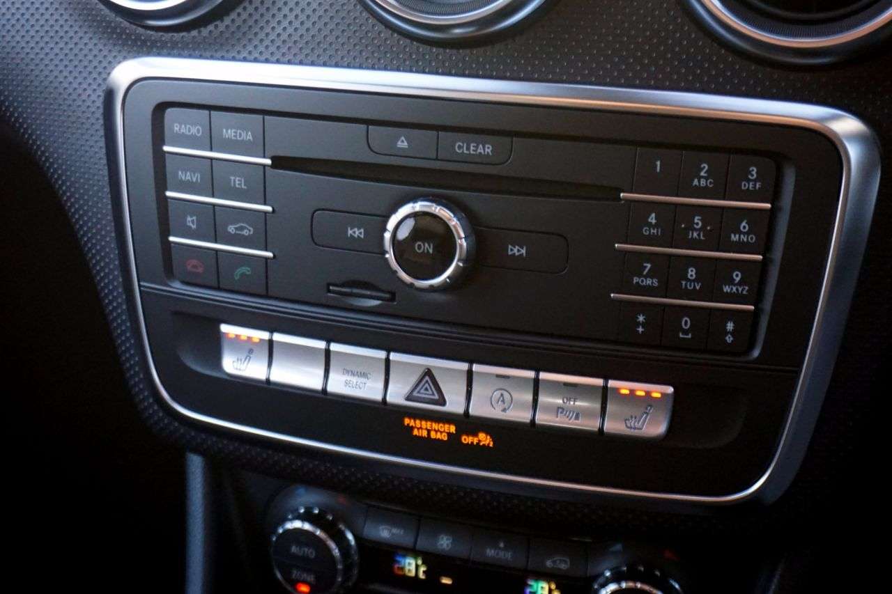 2015 MERCEDES-BENZ A-CLASS 2015 MERCEDES-BENZ A-CLASS