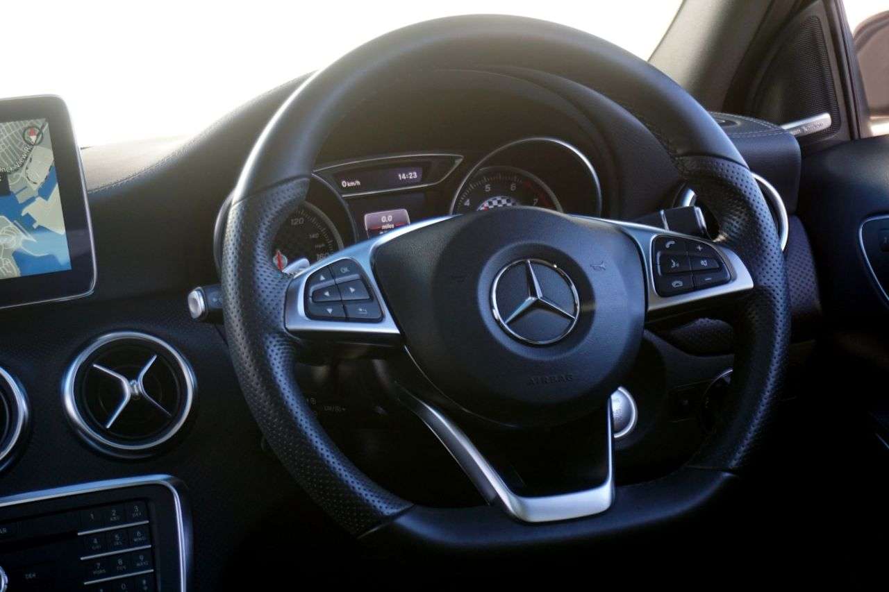 2015 MERCEDES-BENZ A-CLASS 2015 MERCEDES-BENZ A-CLASS
