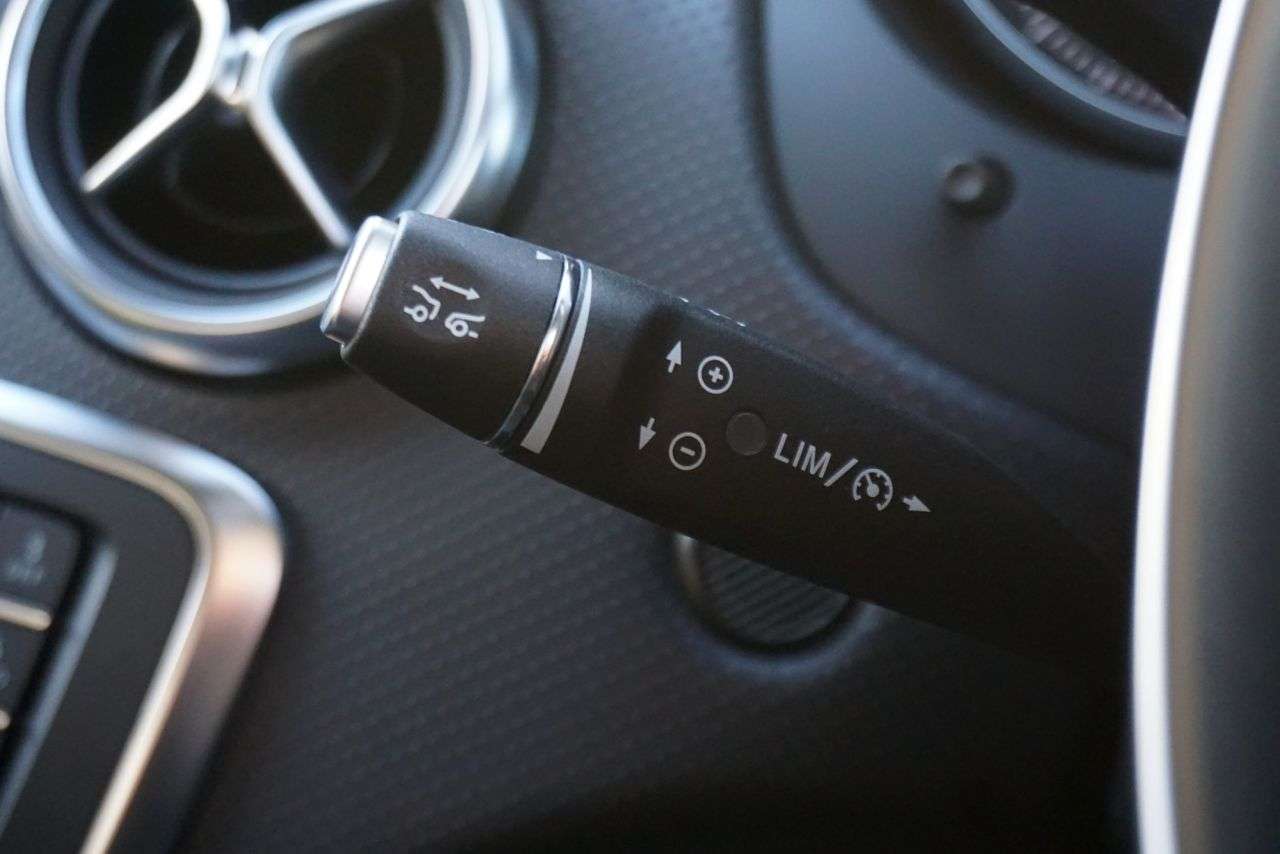 2015 MERCEDES-BENZ A-CLASS 2015 MERCEDES-BENZ A-CLASS