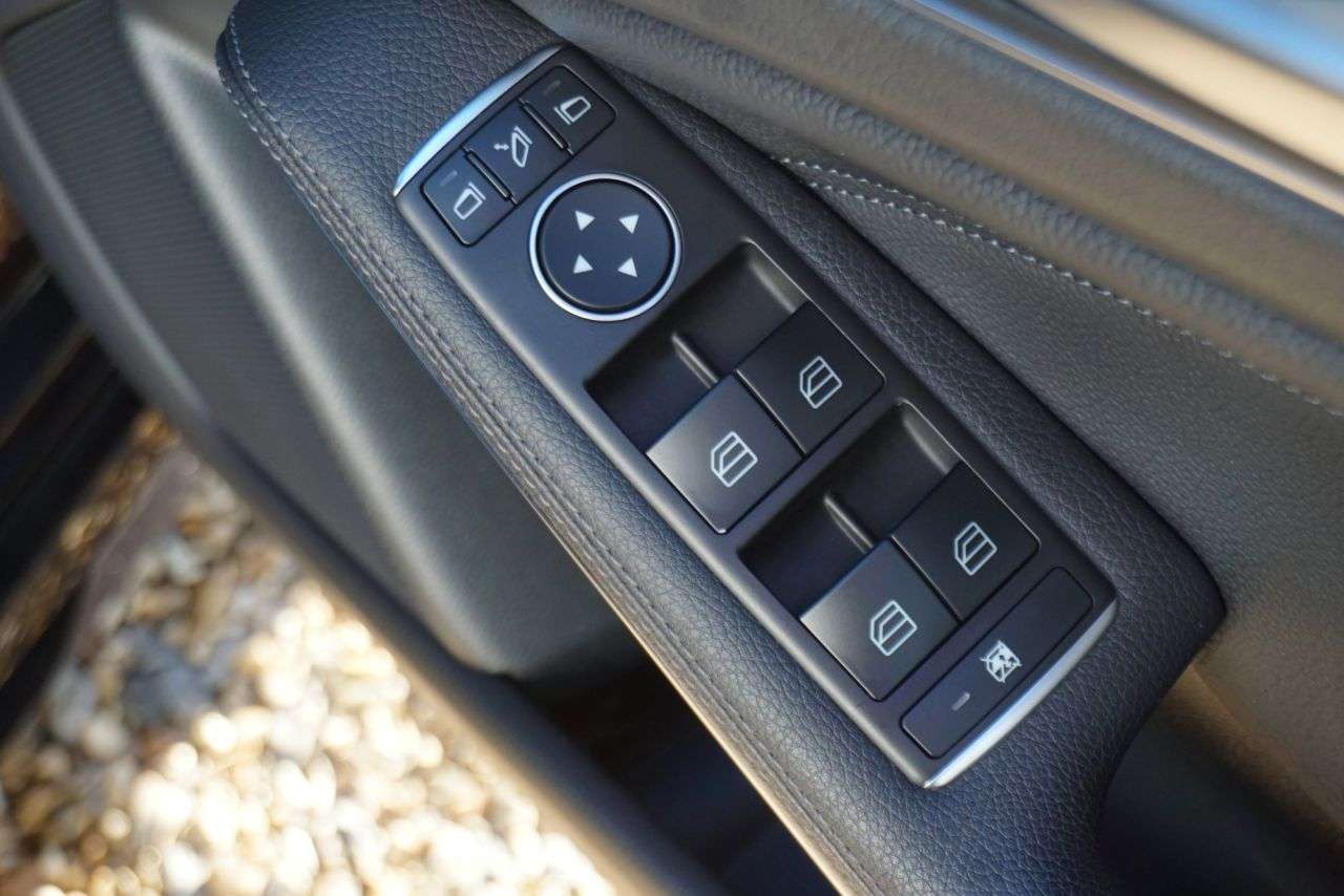 2015 MERCEDES-BENZ A-CLASS 2015 MERCEDES-BENZ A-CLASS