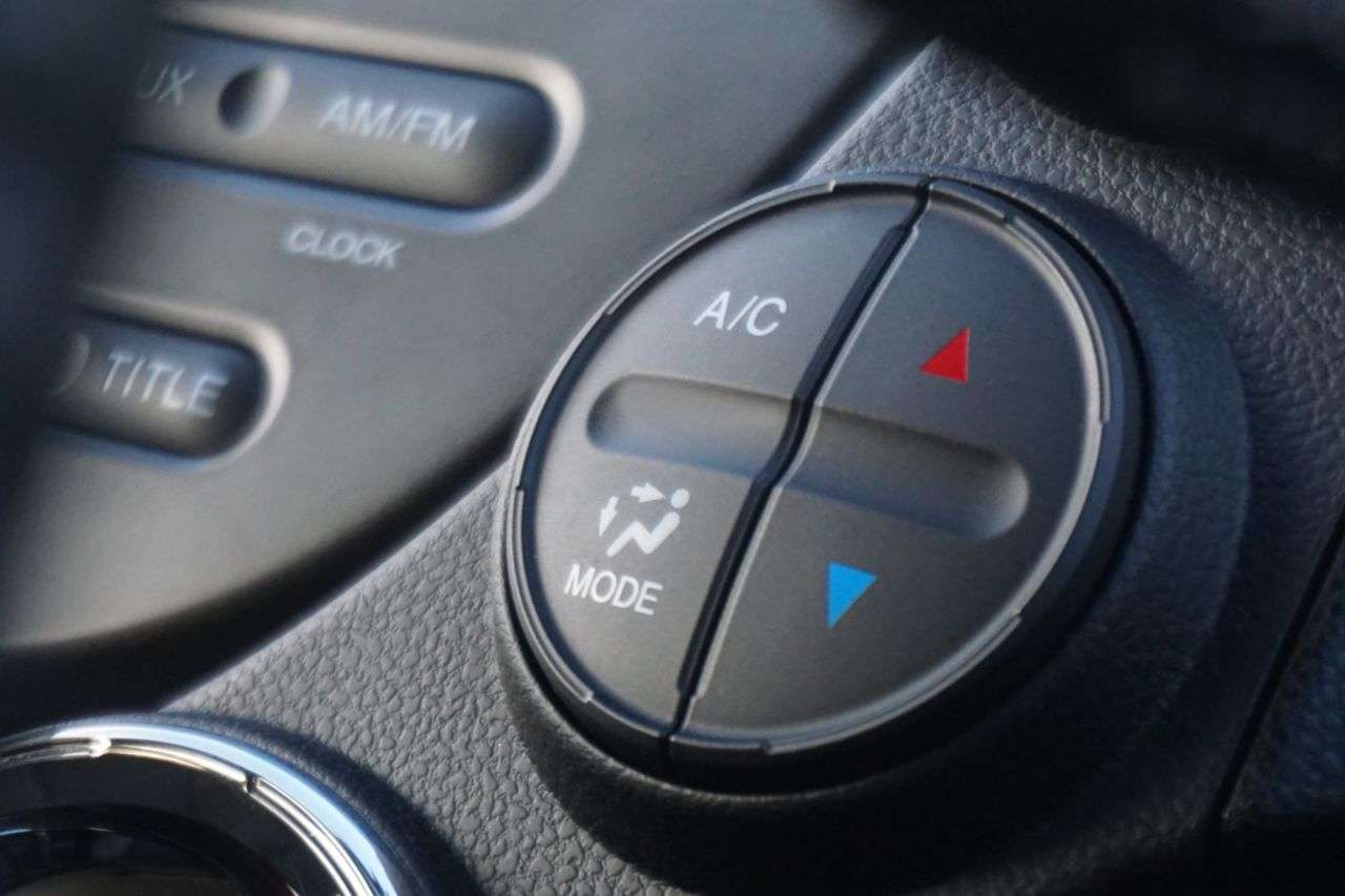 2012 HONDA JAZZ 2012 HONDA JAZZ