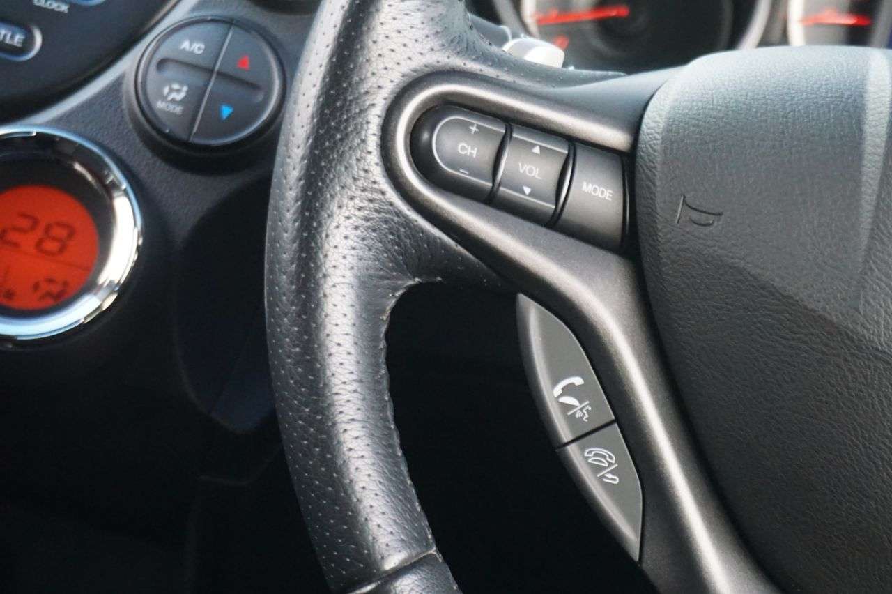 2012 HONDA JAZZ 2012 HONDA JAZZ