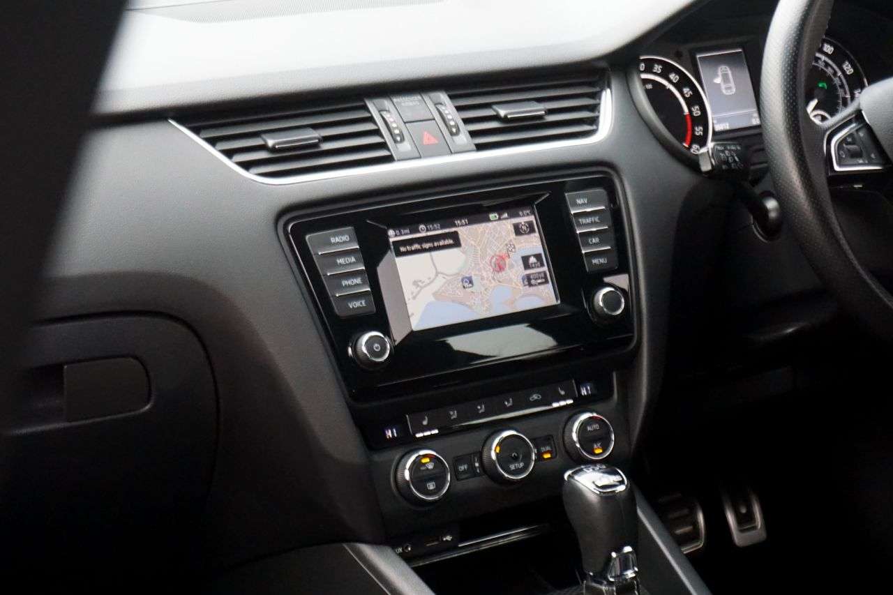 2014 SKODA OCTAVIA 2014 SKODA OCTAVIA