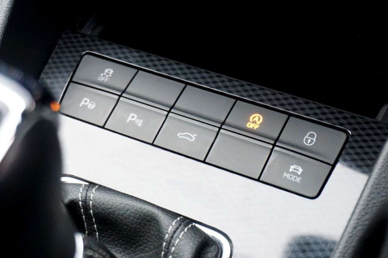 2014 SKODA OCTAVIA 2014 SKODA OCTAVIA