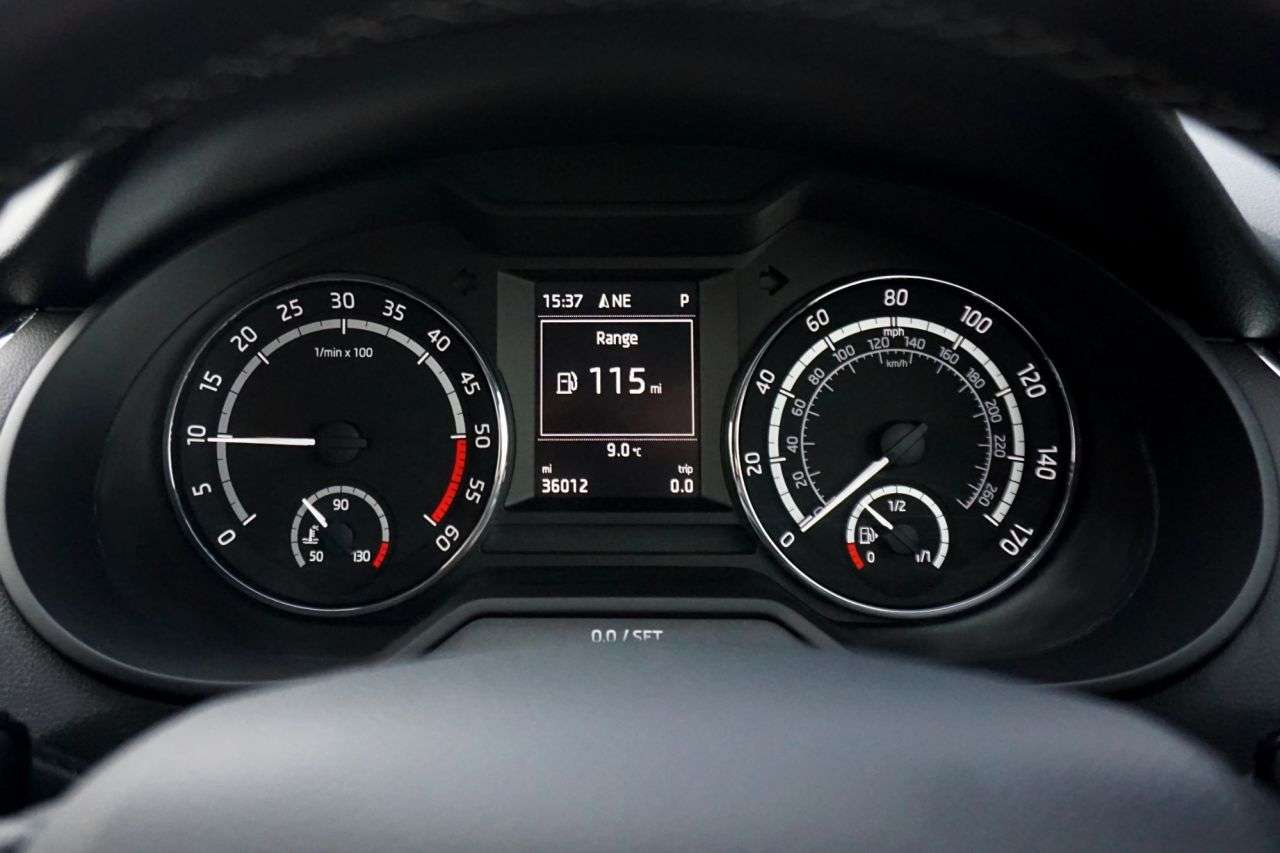 2014 SKODA OCTAVIA 2014 SKODA OCTAVIA