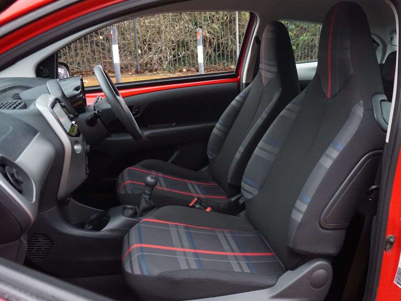 2016 PEUGEOT 108 2016 PEUGEOT 108