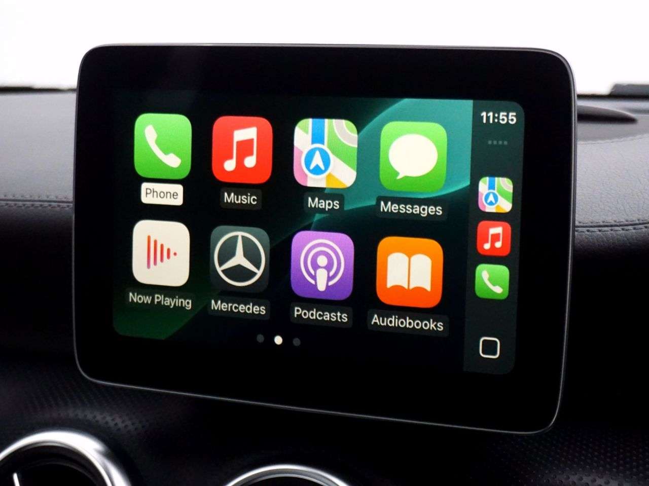 A 2016 MERCEDES-BENZ A-CLASS 2.1 A200d AMG Line (Premium Plus) Hatchback Diesel 7G-DCT Euro 6 (s/s) 5dr A 2016 MERCEDES-BENZ A-CLASS 2.1 A200d AMG Line (Premium Plus) Hatchback Diesel 7G-DCT Euro 6 (s/s) 5dr