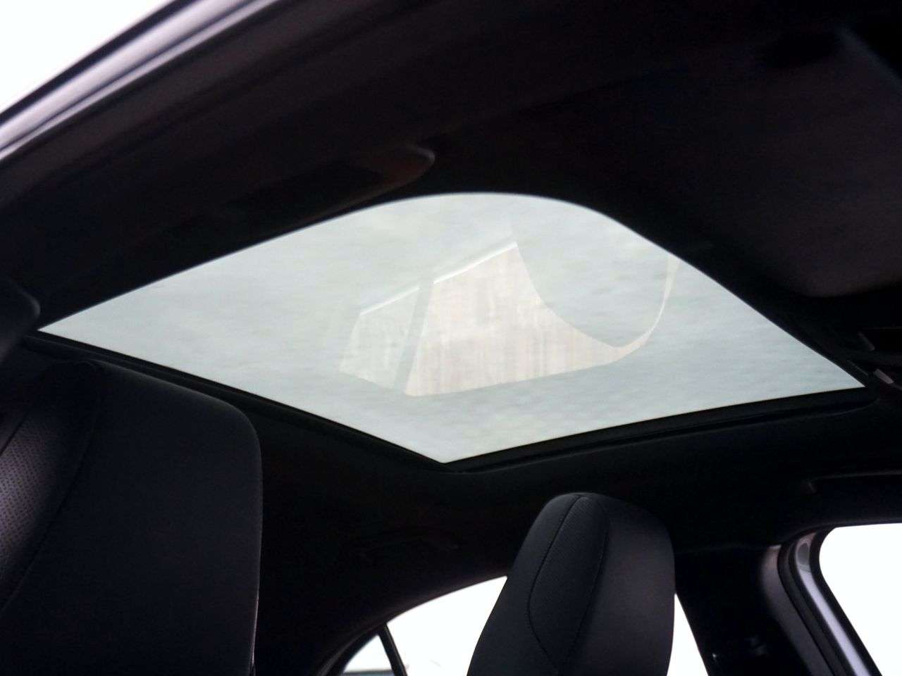 A 2016 MERCEDES-BENZ A-CLASS 2.1 A200d AMG Line (Premium Plus) Hatchback Diesel 7G-DCT Euro 6 (s/s) 5dr A 2016 MERCEDES-BENZ A-CLASS 2.1 A200d AMG Line (Premium Plus) Hatchback Diesel 7G-DCT Euro 6 (s/s) 5dr