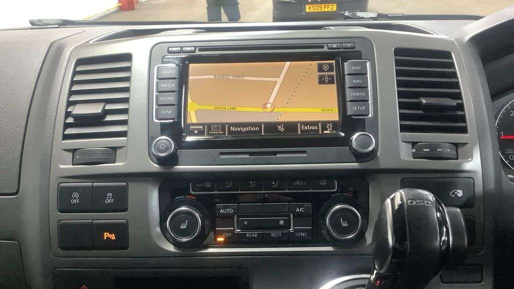 2013 VOLKSWAGEN CARAVELLE 2013 VOLKSWAGEN CARAVELLE