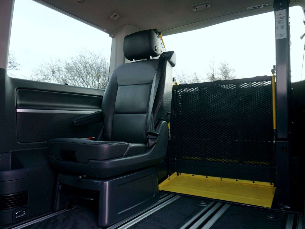 2013 VOLKSWAGEN CARAVELLE 2013 VOLKSWAGEN CARAVELLE