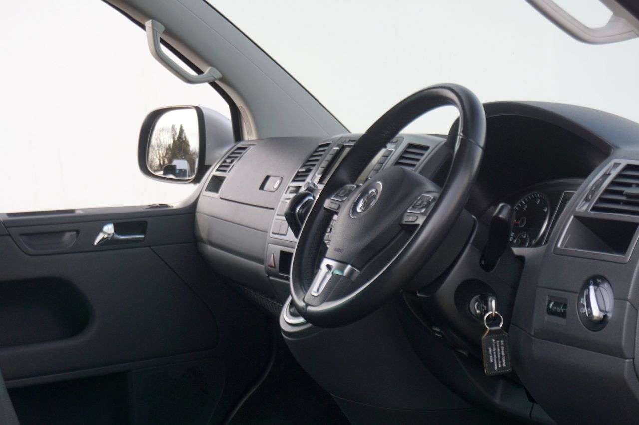 2013 VOLKSWAGEN CARAVELLE 2013 VOLKSWAGEN CARAVELLE