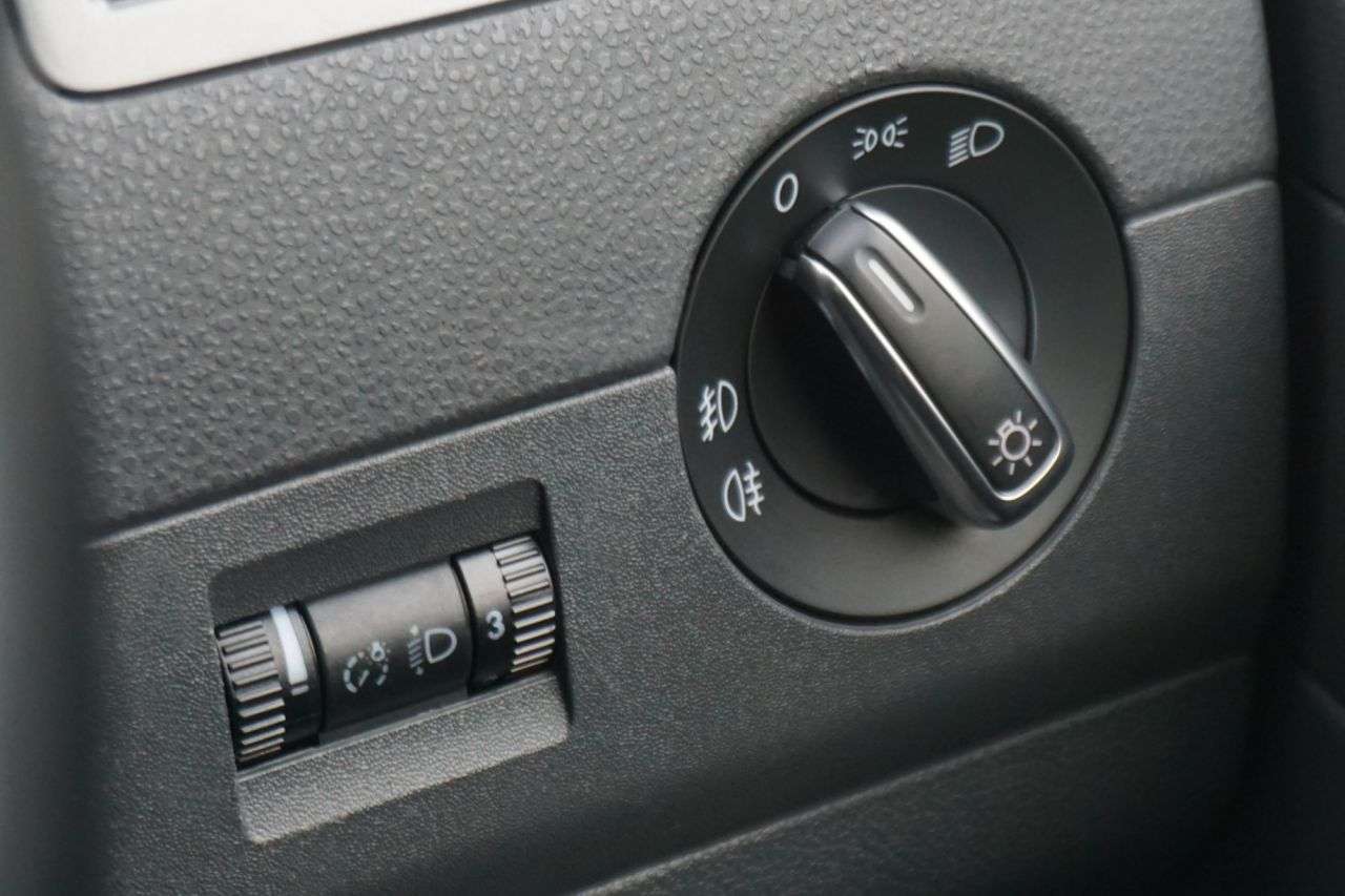 2013 VOLKSWAGEN CARAVELLE 2013 VOLKSWAGEN CARAVELLE