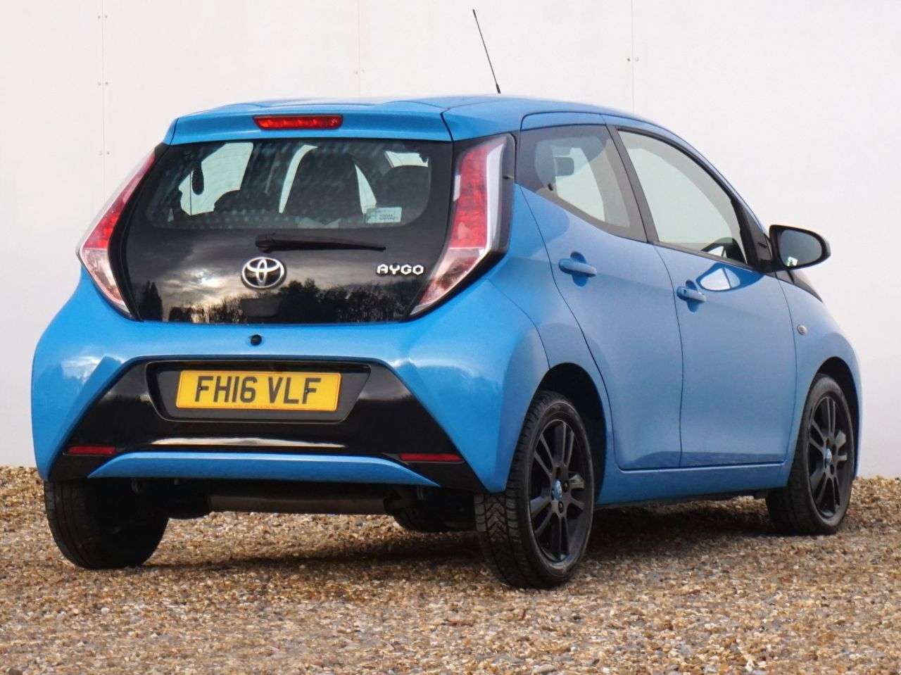 2016 TOYOTA AYGO 2016 TOYOTA AYGO