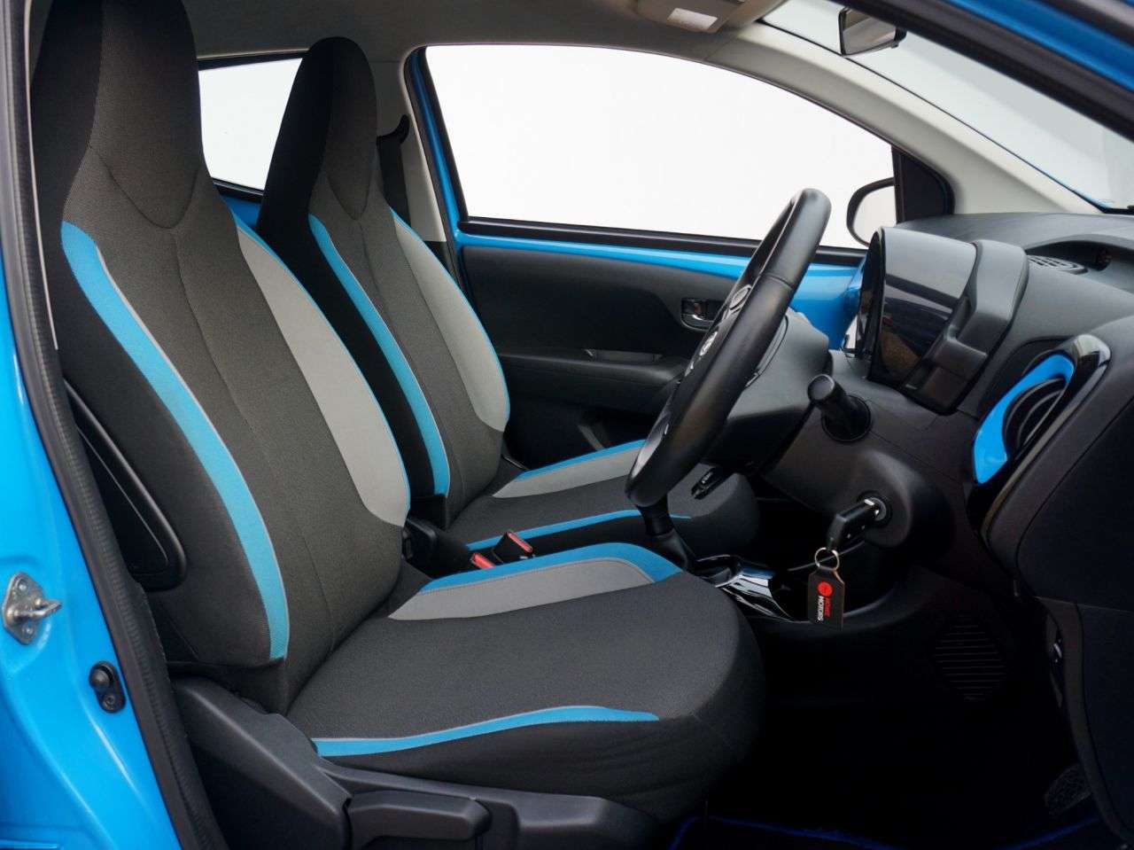 2016 TOYOTA AYGO 2016 TOYOTA AYGO