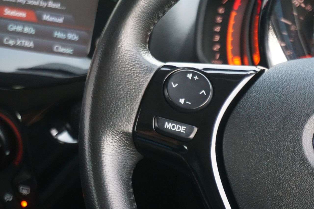 2016 TOYOTA AYGO 2016 TOYOTA AYGO