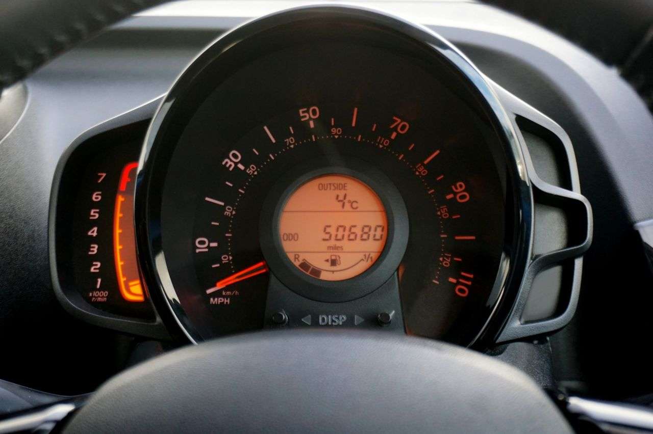 2016 TOYOTA AYGO 2016 TOYOTA AYGO