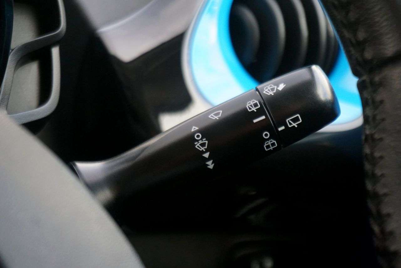 2016 TOYOTA AYGO 2016 TOYOTA AYGO