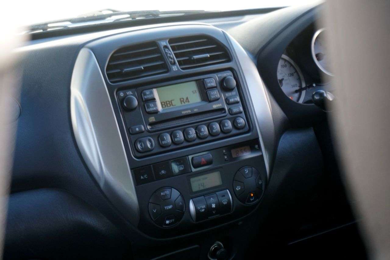 2004 TOYOTA RAV4 2004 TOYOTA RAV4