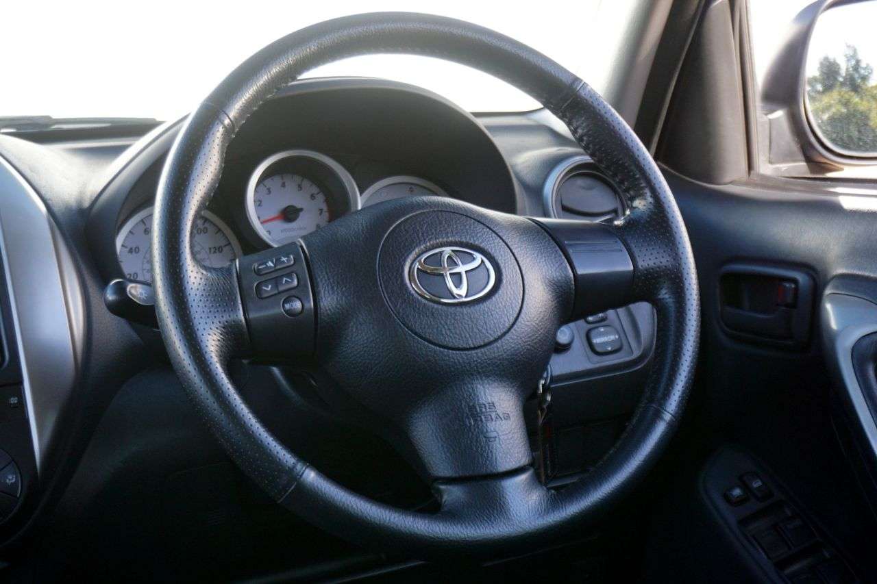 2004 TOYOTA RAV4 2004 TOYOTA RAV4