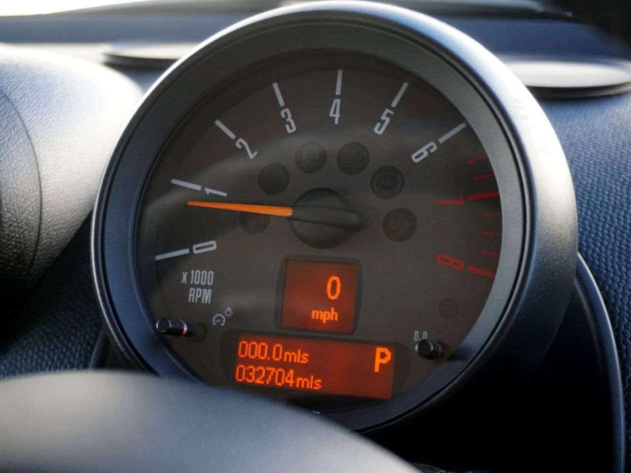 A 2014 MINI COUNTRYMAN 1.6 Cooper S SUV Petrol Auto ALL4 5dr - Just 32,532 Miles from New / Full M A 2014 MINI COUNTRYMAN 1.6 Cooper S SUV Petrol Auto ALL4 5dr - Just 32,532 Miles from New / Full M