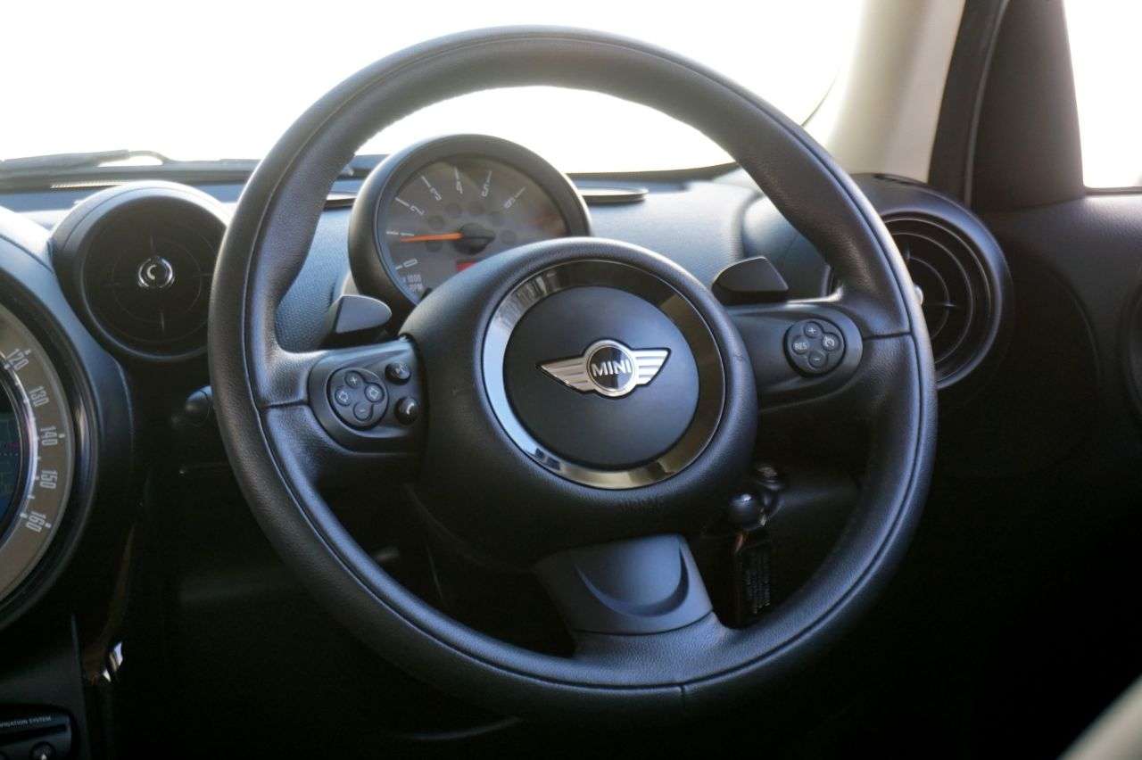 2014 MINI COUNTRYMAN 2014 MINI COUNTRYMAN