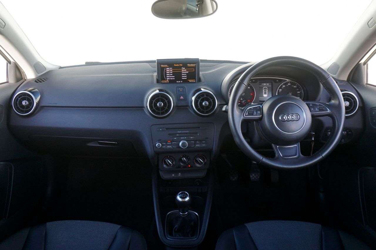 2012 AUDI A1 2012 AUDI A1
