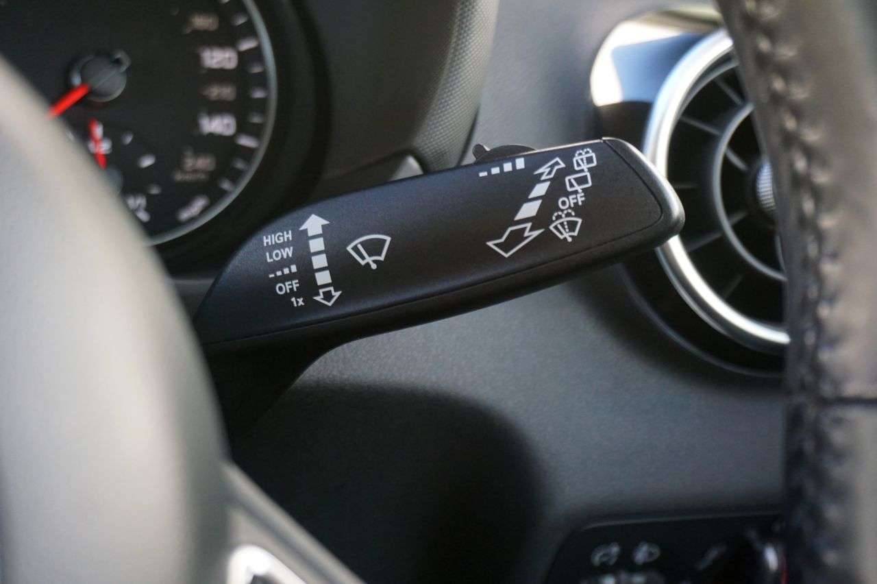 2012 AUDI A1 2012 AUDI A1