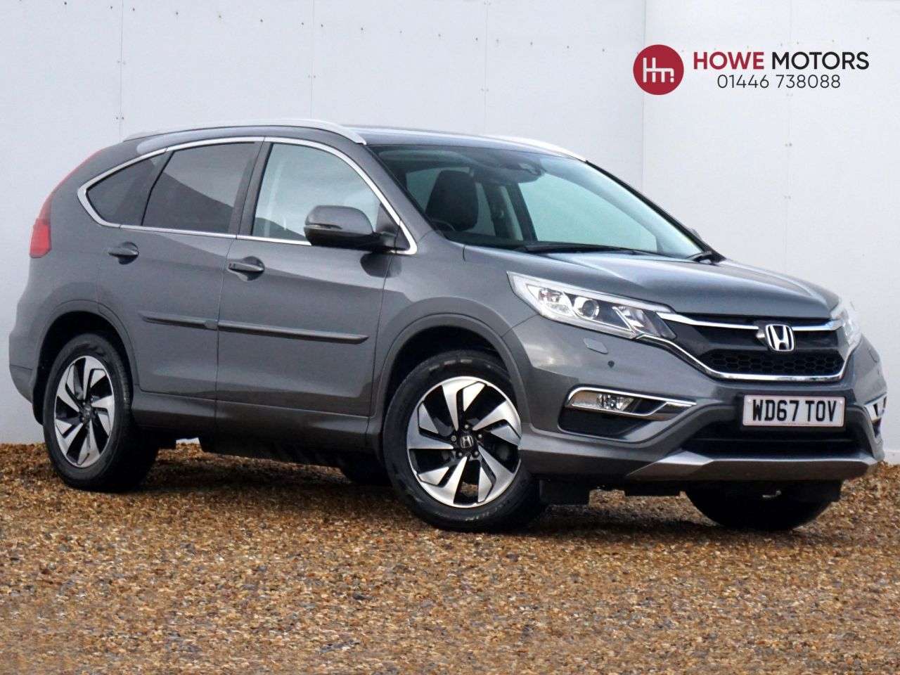 A 2017 HONDA CR-V 2.0 i-VTEC EX SUV Petrol Auto 4WD Euro 6 5dr - Just 33,328 Miles / 1 Owner A 2017 HONDA CR-V 2.0 i-VTEC EX SUV Petrol Auto 4WD Euro 6 5dr - Just 33,328 Miles / 1 Owner