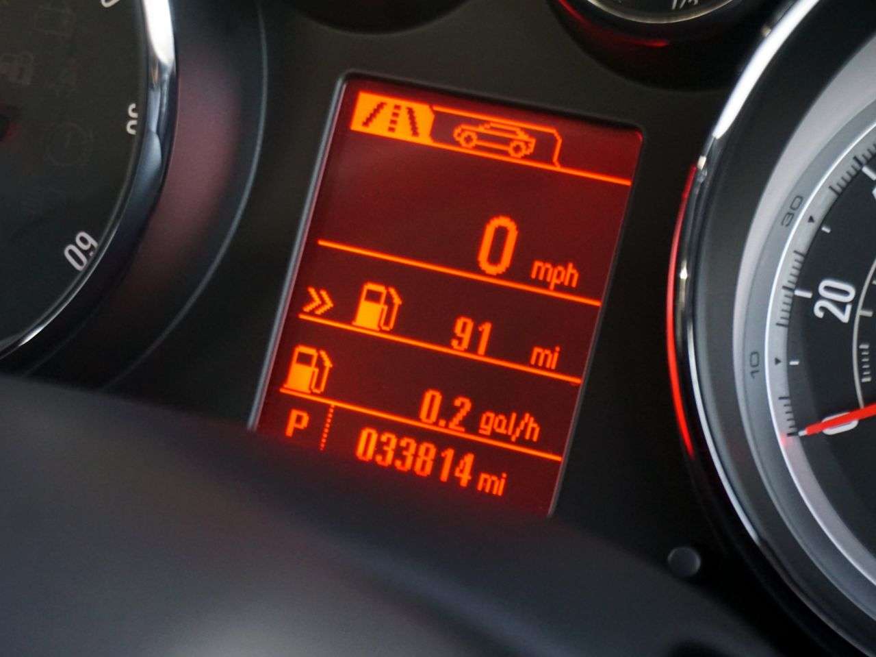 A 2015 VAUXHALL ASTRA 2.0 CDTi Elite Hatchback Diesel Auto 5dr - Just 33,814 Miles / Heated Leath A 2015 VAUXHALL ASTRA 2.0 CDTi Elite Hatchback Diesel Auto 5dr - Just 33,814 Miles / Heated Leath