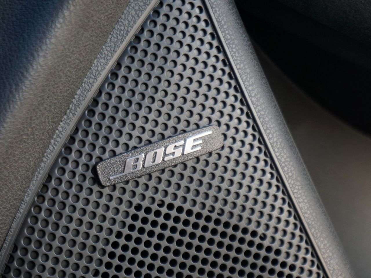 A 2011 NISSAN 370 Z 3.7 V6 GT Coupe Petrol Auto 3dr - Just 41,929 Miles from New / 14 Service S A 2011 NISSAN 370 Z 3.7 V6 GT Coupe Petrol Auto 3dr - Just 41,929 Miles from New / 14 Service S