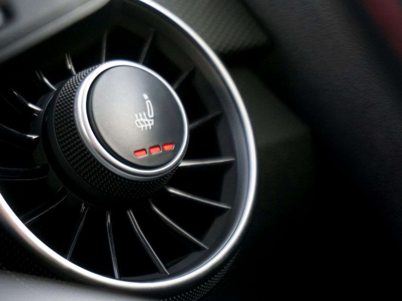 A 2015 AUDI TTS 2.0 TFSI Coupe Petrol S Tronic quattro Euro 6 (s/s) 3dr - 76,945 Miles / Au A 2015 AUDI TTS 2.0 TFSI Coupe Petrol S Tronic quattro Euro 6 (s/s) 3dr - 76,945 Miles / Au