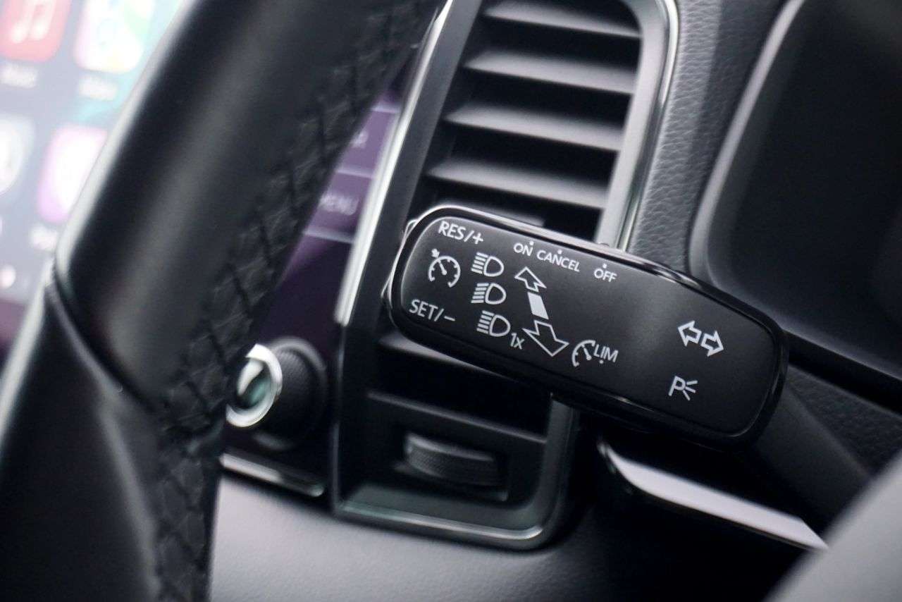 2018 SKODA KAROQ 2018 SKODA KAROQ