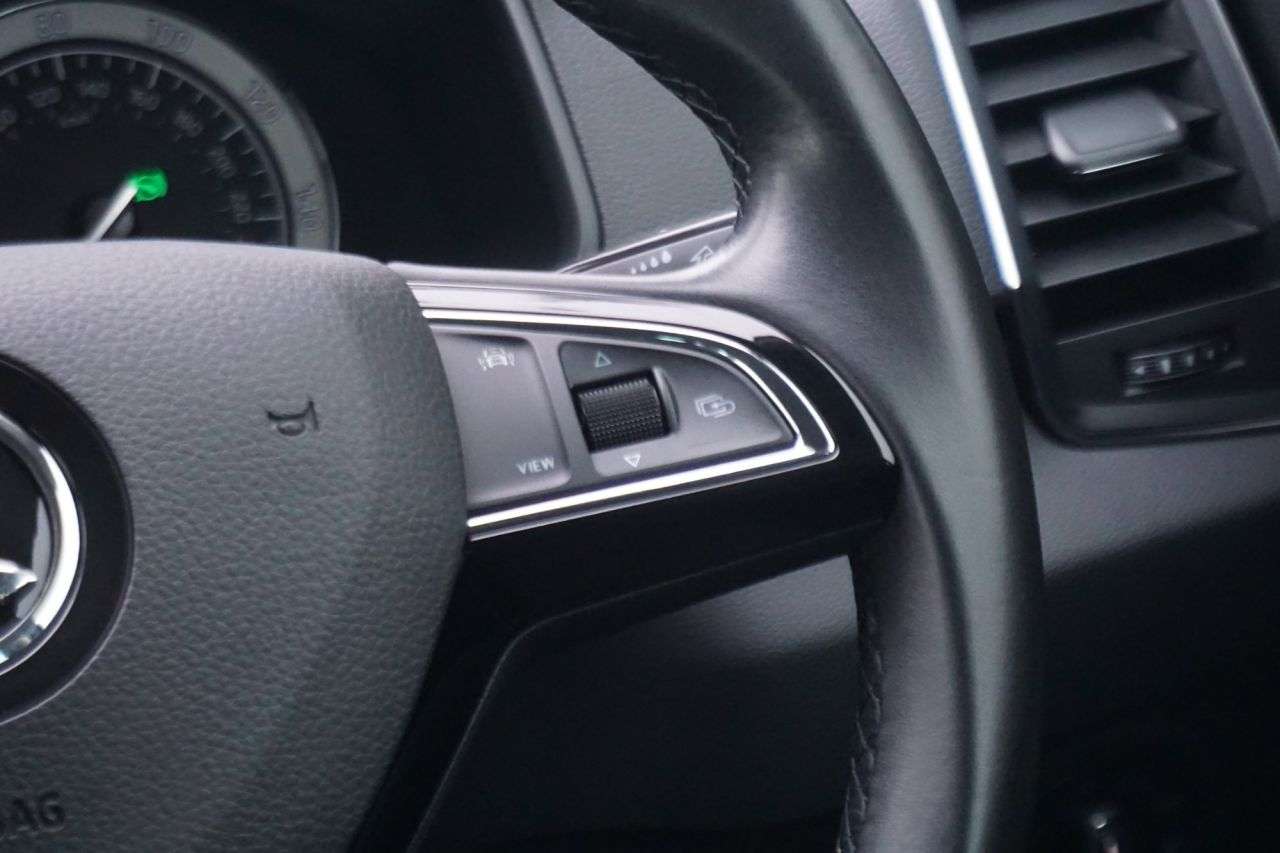 2018 SKODA KAROQ 2018 SKODA KAROQ