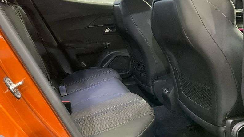 2021 PEUGEOT 2008 2021 PEUGEOT 2008