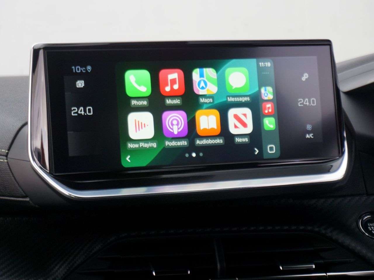 A 2021 PEUGEOT 2008 1.5 BlueHDi GT SUV Diesel Manual Euro 6 (s/s) 5dr - Just 30,224 Miles / Hea A 2021 PEUGEOT 2008 1.5 BlueHDi GT SUV Diesel Manual Euro 6 (s/s) 5dr - Just 30,224 Miles / Hea