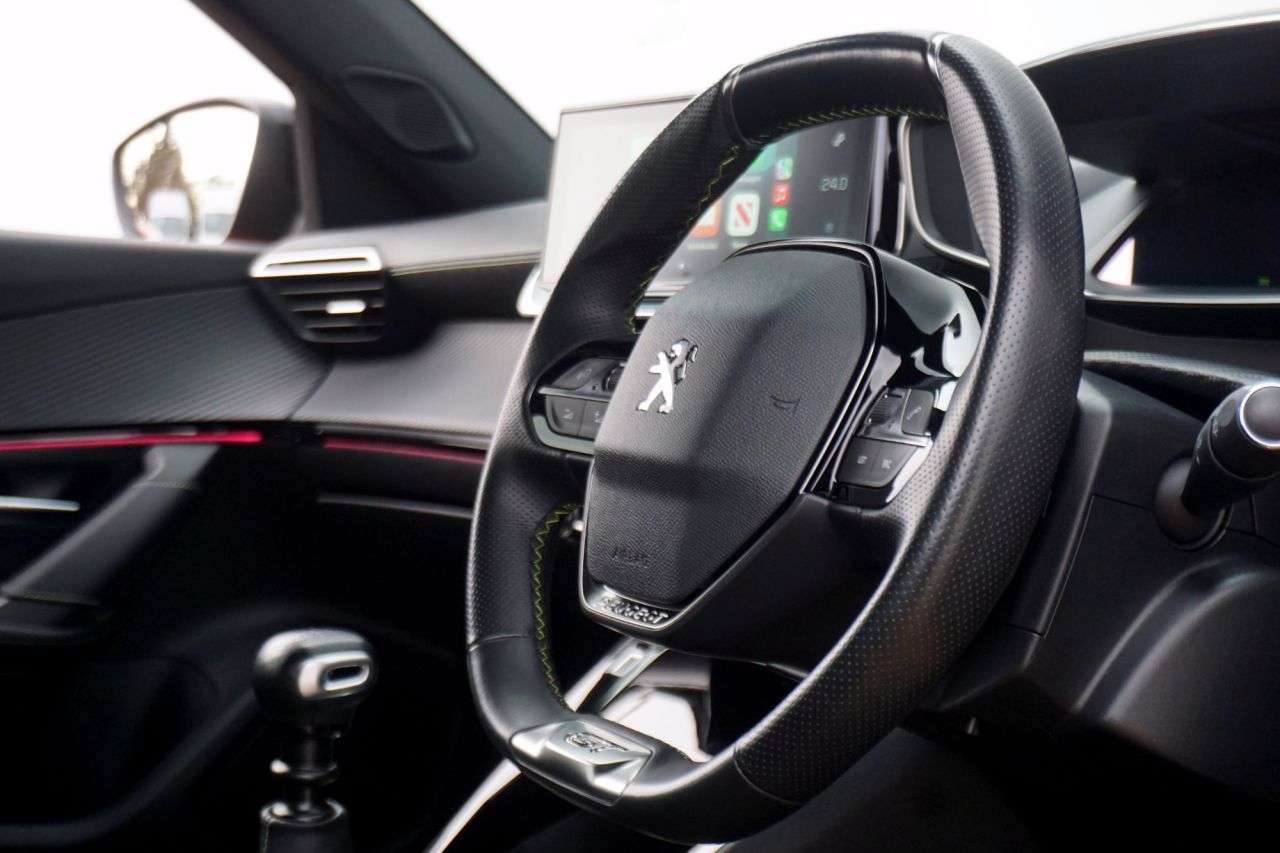 2021 PEUGEOT 2008 2021 PEUGEOT 2008