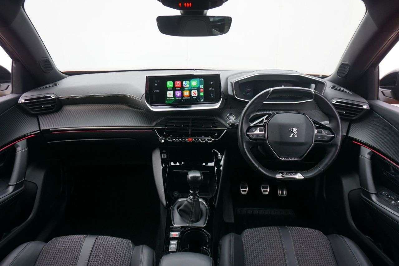 2021 PEUGEOT 2008 2021 PEUGEOT 2008